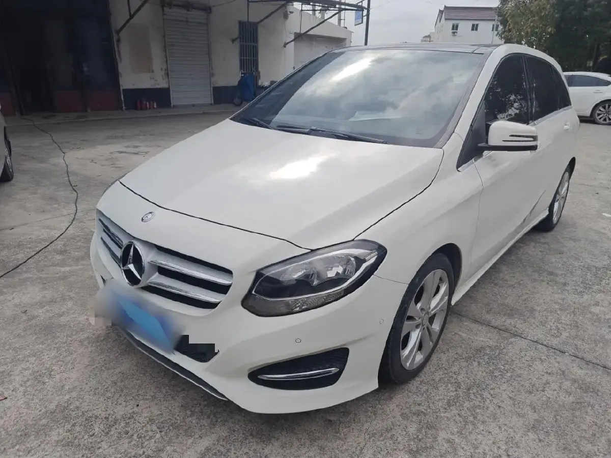 2015 Mercedes-Benz B Class 1.6T 156HP L4 7DCT