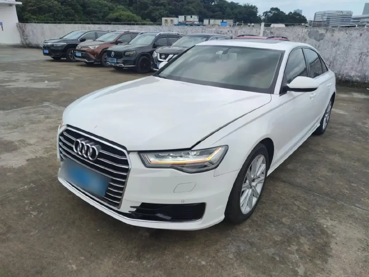 2018 Audi A6L 1.8T 190HP L4 7DCT