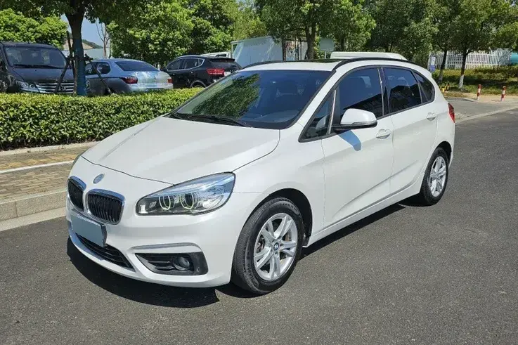 2016 BMW 2 Series Wagon 1.5T 136HP L3 6AT