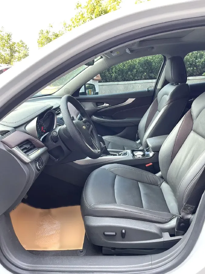 2017 Chevrolet Malibu 1.5T 170HP L4 6AT,autocango,china used car exporter,china ev exporter,chinese used car exporter,chinese used ev exporter