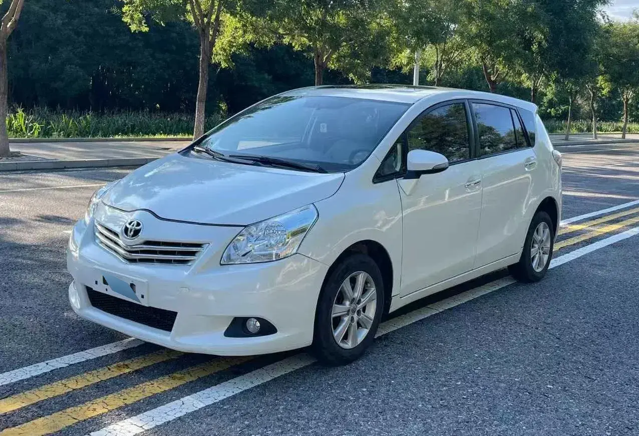 2015 Toyota Verso 1.8L 140HP L4 CVT