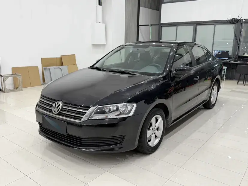 2015 Volkswagen Lavida 1.6L 110HP L4 6AT