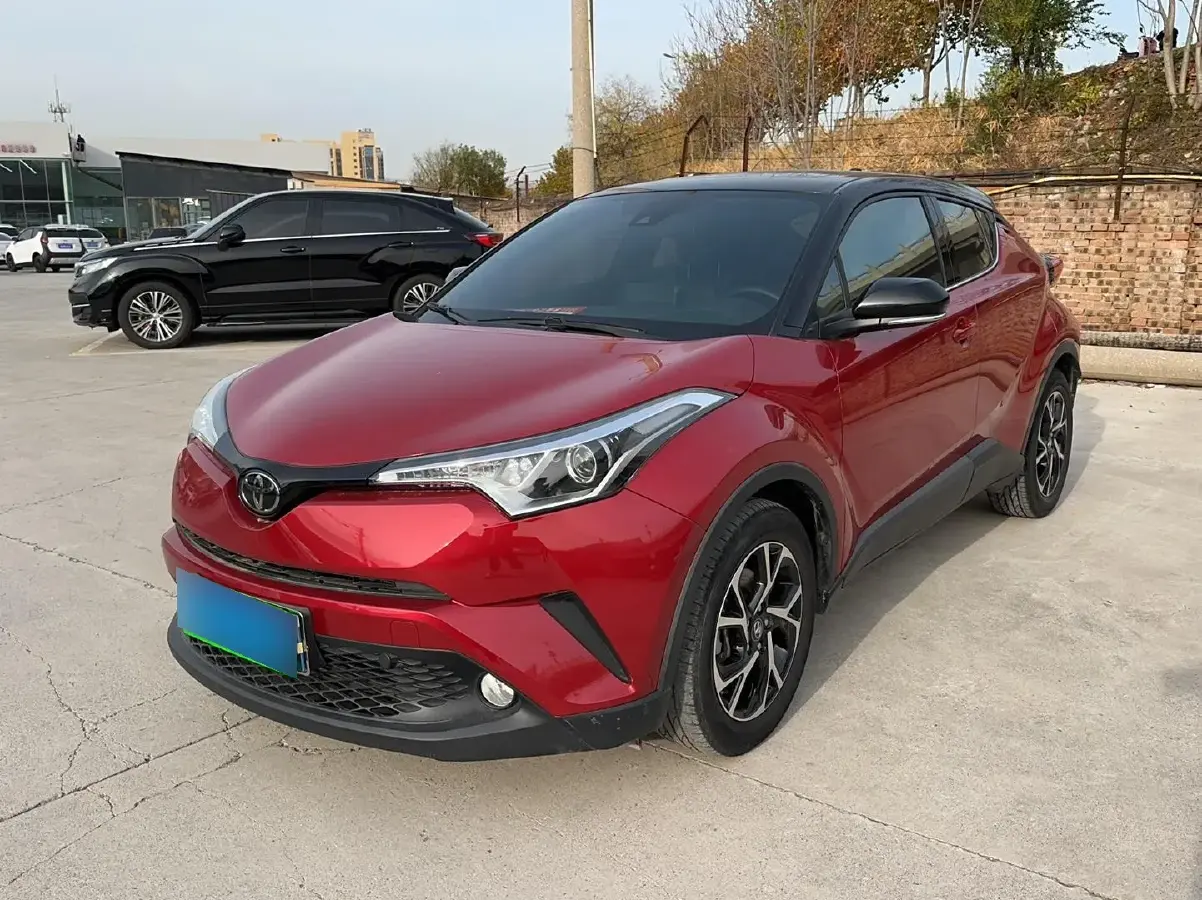 2020 Toyota C-HR 2.0L 171HP L4 CVT
