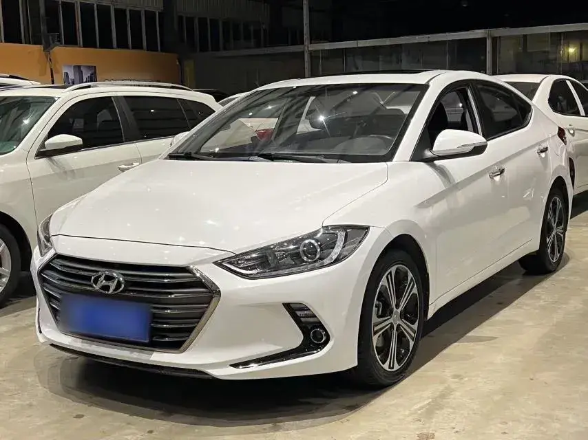 2019 Hyundai Elantra 1.4T 130HP L4 7DCT