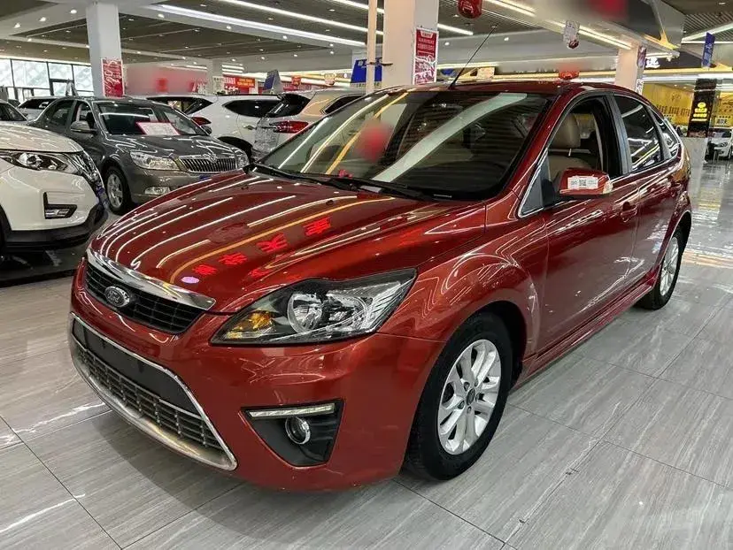 2012 Ford Focus 1.8L 124HP L4 4AT