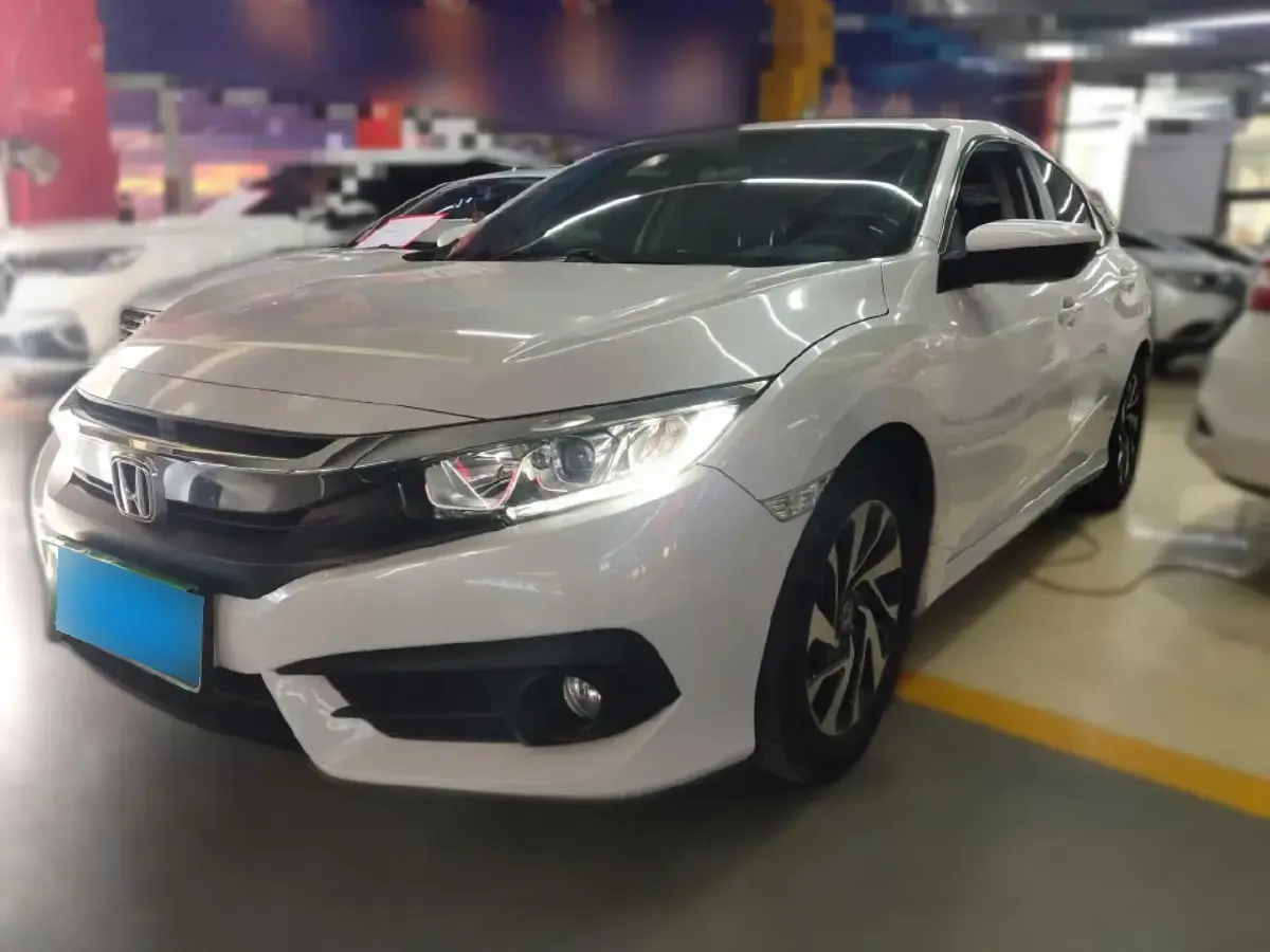 2016 Honda Civic 1.5T 177HP L4 CVT