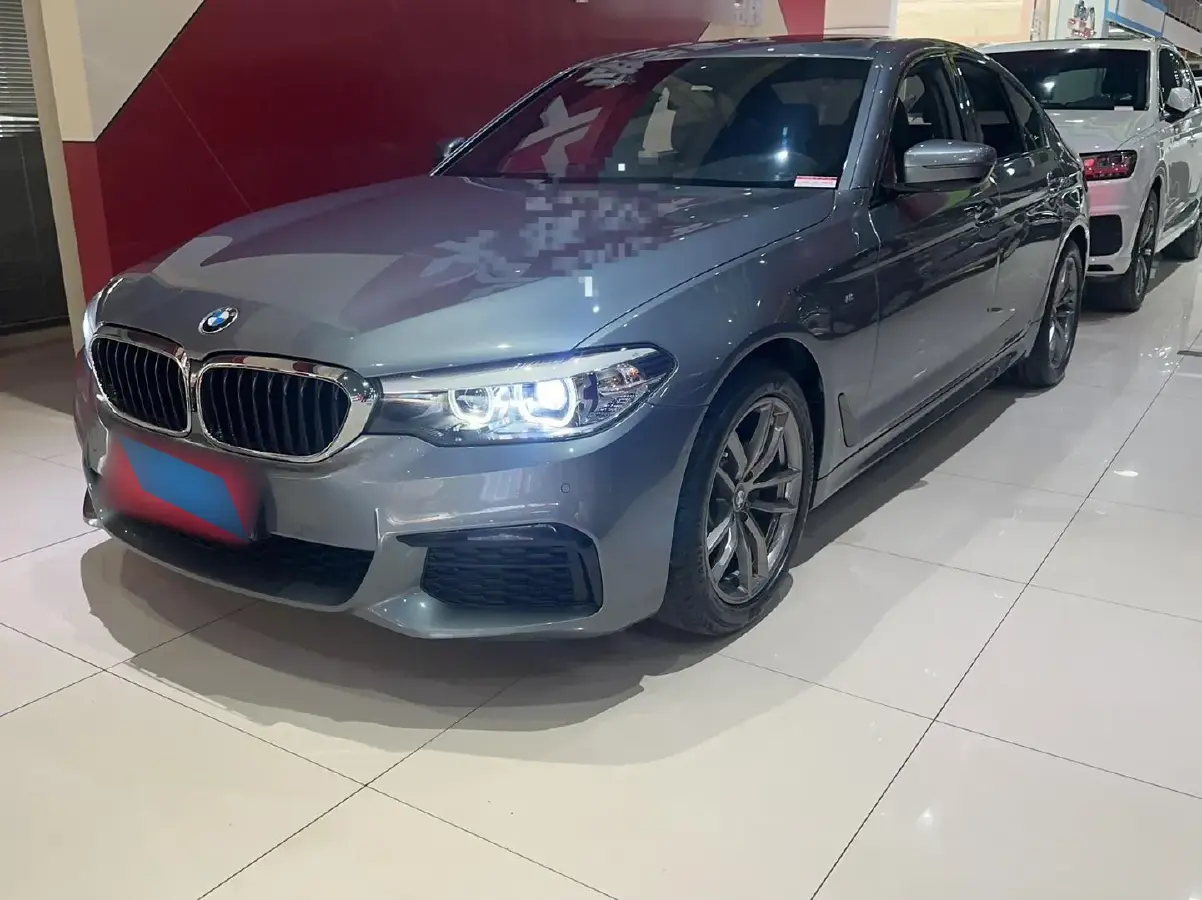 2019 BMW 5 Series 2.0T 184HP L4 8AT