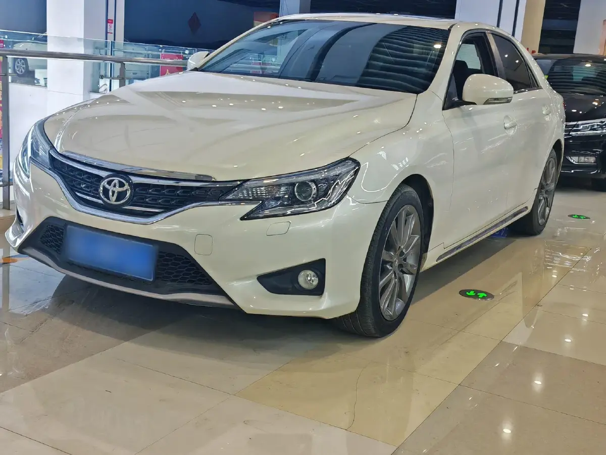 2013 Toyota Reiz 2.5L 193HP V6 6AT