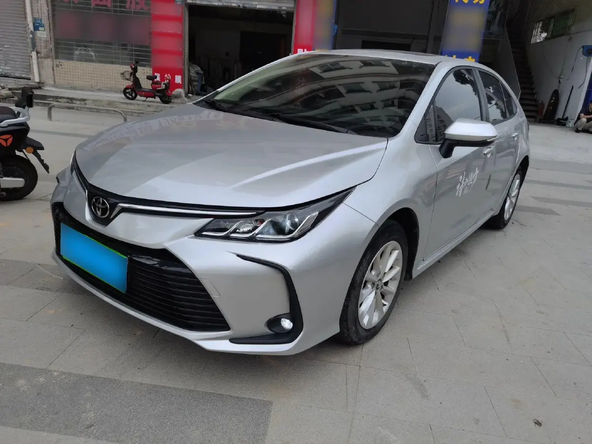 2021 Toyota Corolla 1.2T 116HP L4 CVT