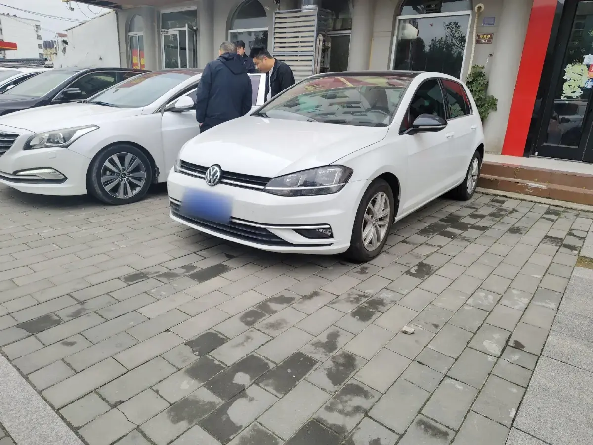 2018 Volkswagen Golf 1.4T 131HP L4 7DCT