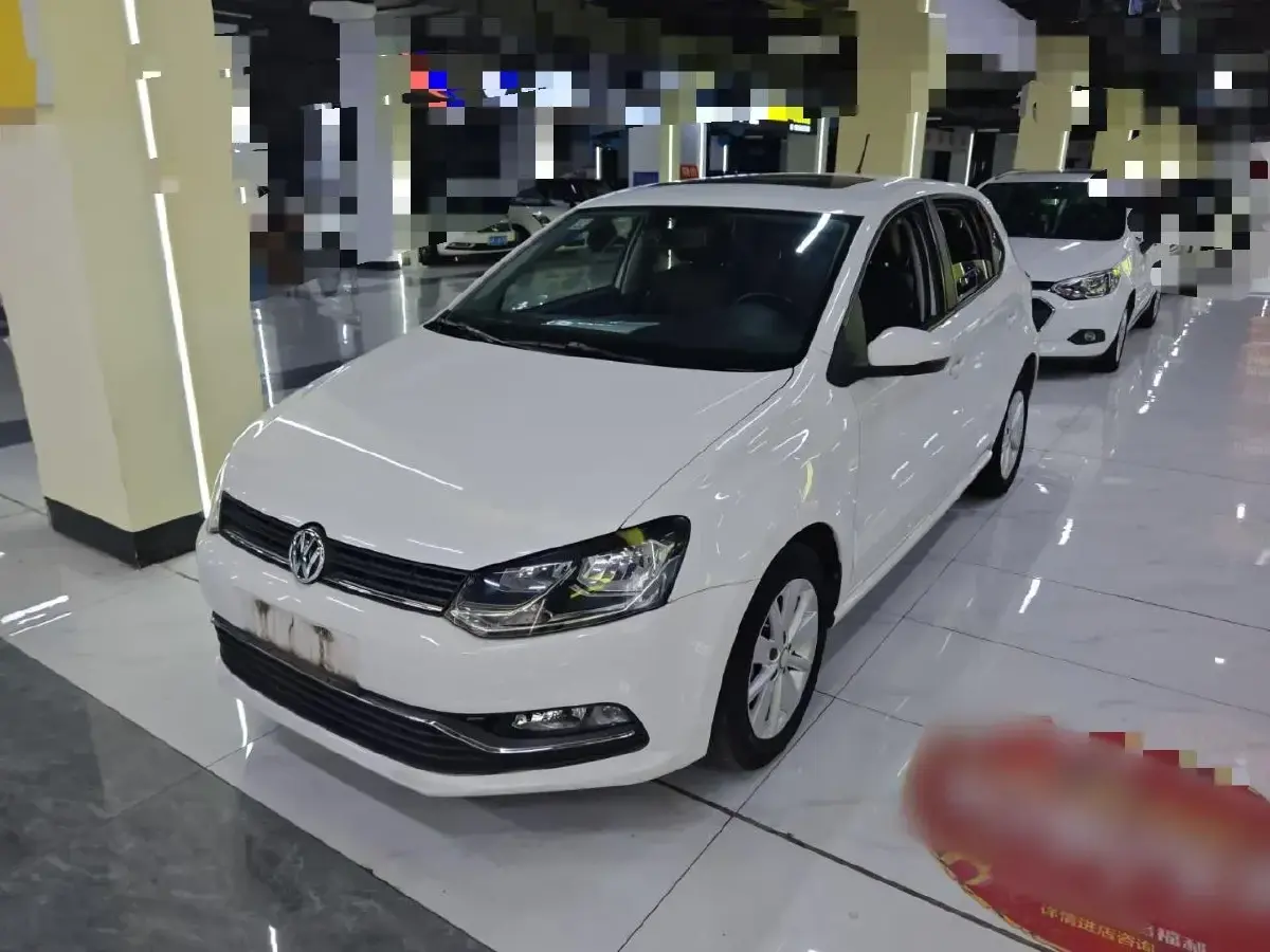 2016 Volkswagen Polo 1.6L 110HP L4 6AT