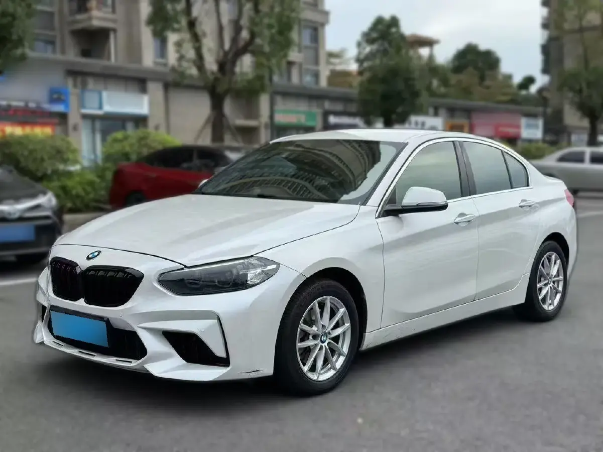 2017 BMW 1 Series 1.5T 136HP L3 6AT