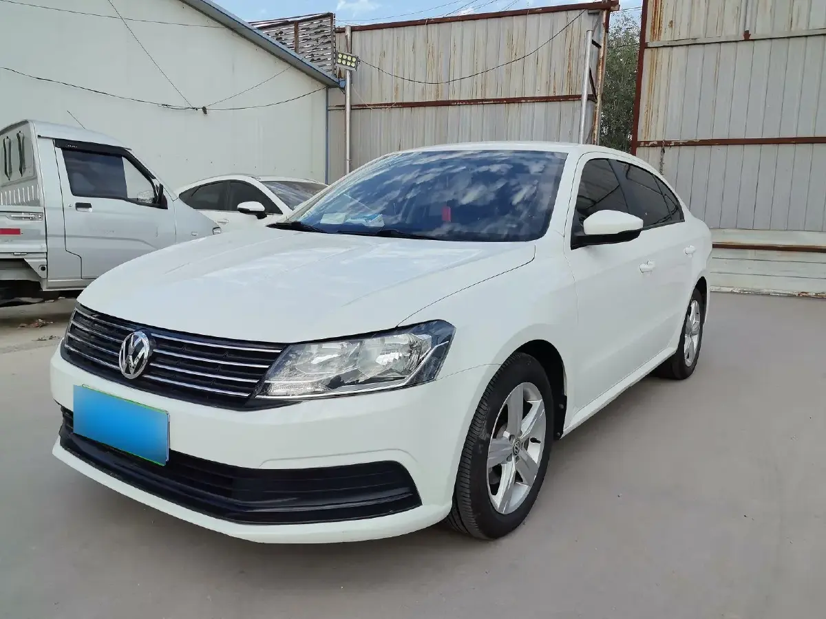 2017 Volkswagen Lavida 1.6L 110HP L4 6AT