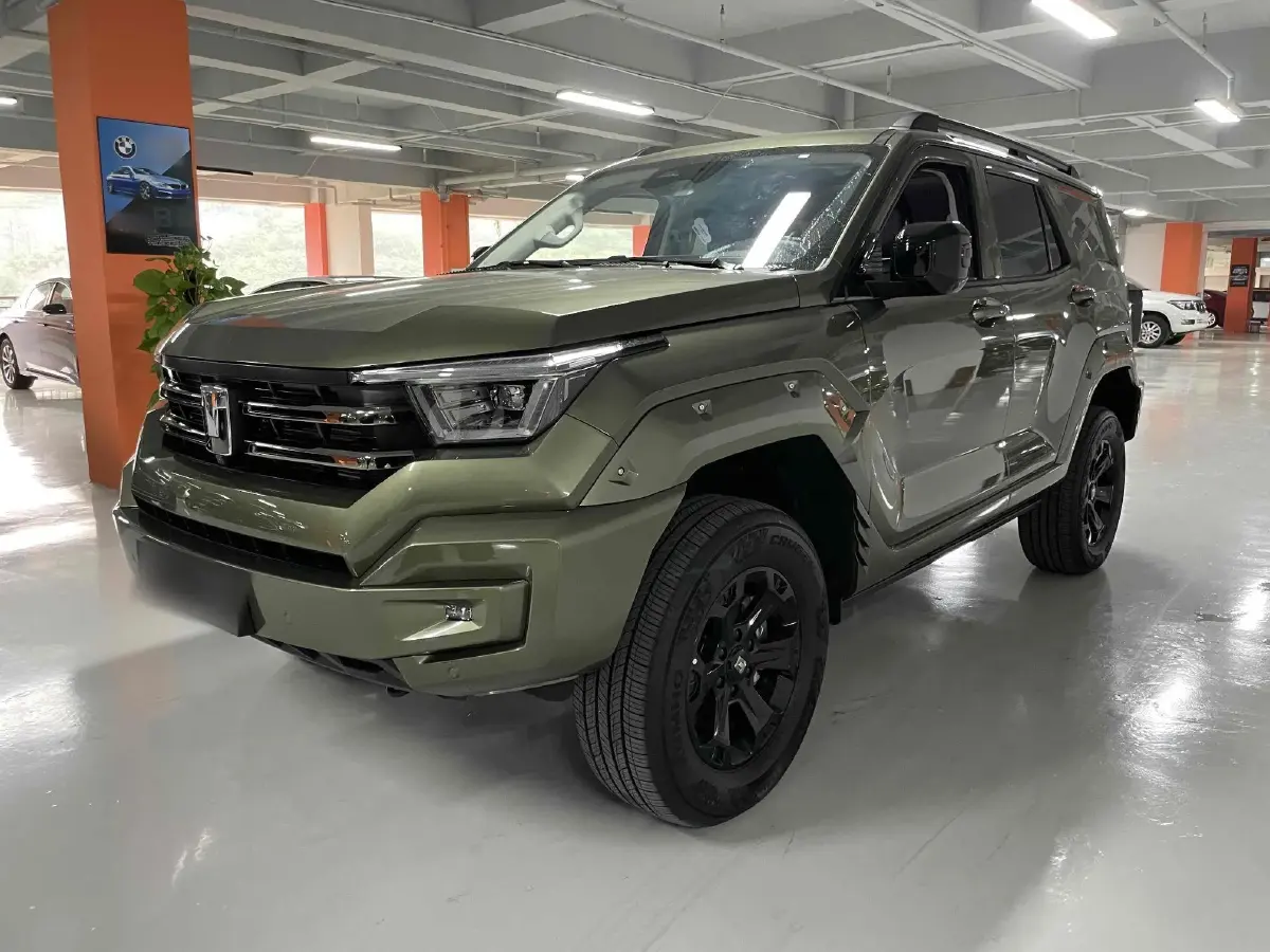 2024 Tank 400 2.0T 252HP L4 9AT PHEV 36.7/37.1KWH