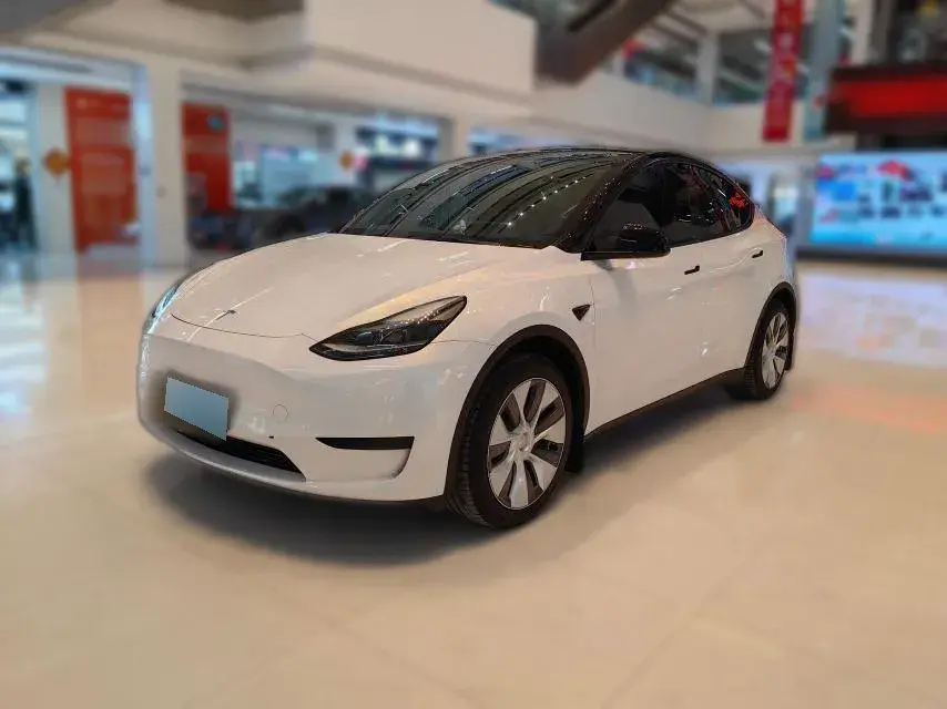 2022 Tesla Model Y BEV 60KWH