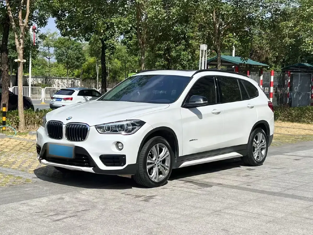 2016 BMW X1 2.0T 192HP L4 8AT