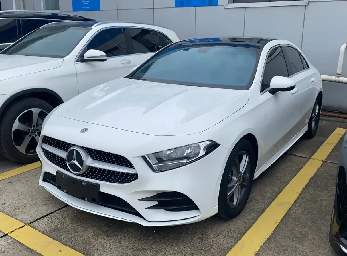 2021 Mercedes-Benz A Class 1.3T 136HP L4 7DCT