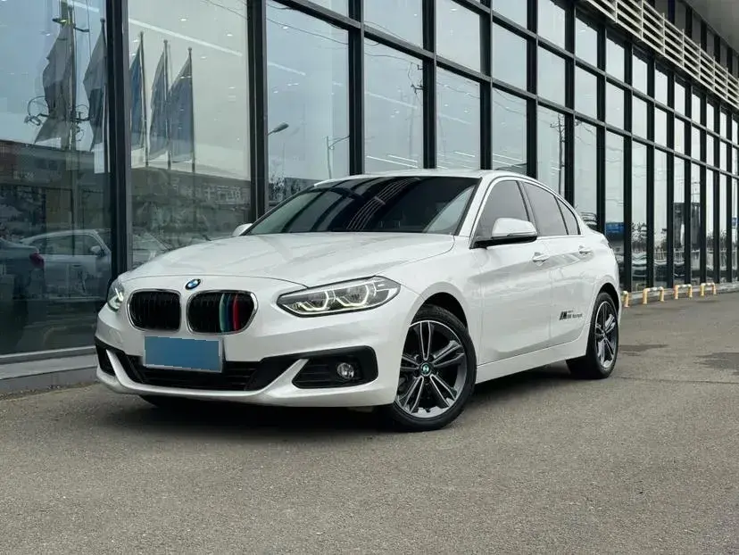2019 BMW 1 Series 1.5T 136HP L3 6AT