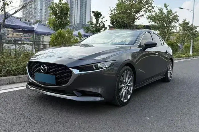 2020 Mazda 3 Axela 2.0L 158HP L4 6AT