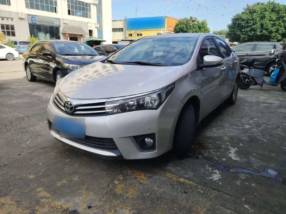 2014 Toyota Corolla 1.6L 122HP L4 CVT