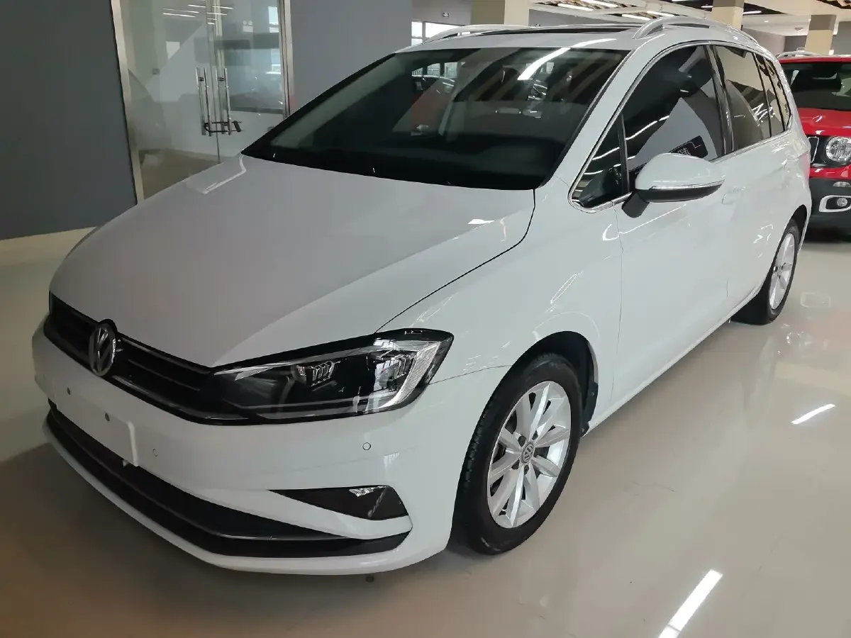 2020 Volkswagen Golf Sportsvan 1.4T 150HP L4 7DCT
