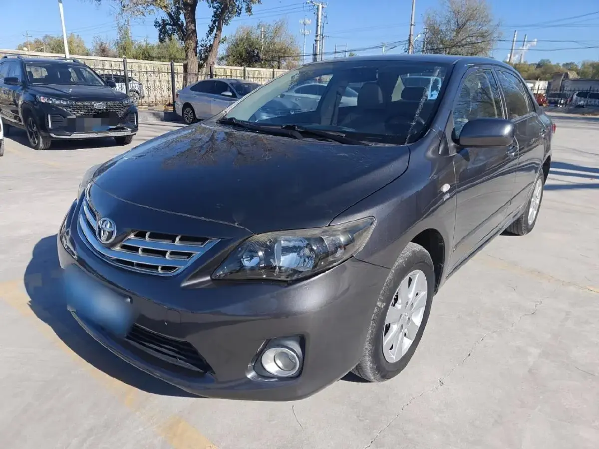2013 Toyota Corolla 1.6L 122HP L4 4AT
