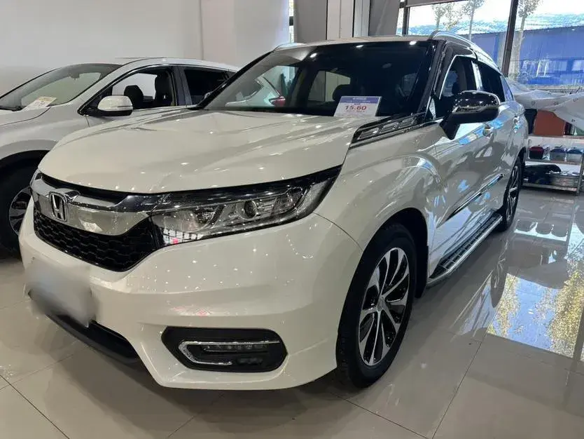 2017 Honda Avancier 1.5T 193HP L4 CVT