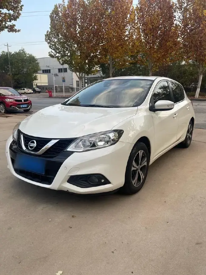 2016 Nissan Tiida 1.6L 126HP L4 CVT