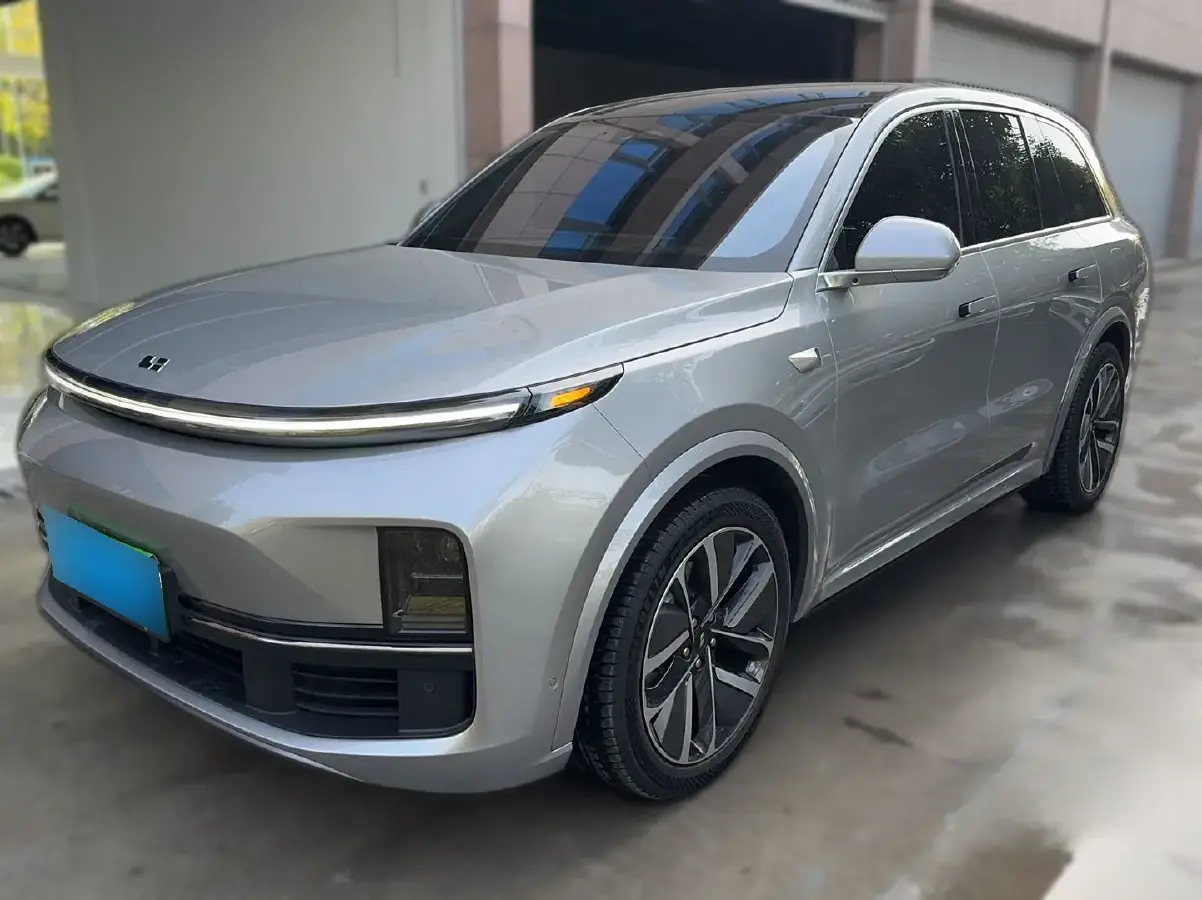 2023 Li L8 Range Extended 154HP REEV 40.9KWH