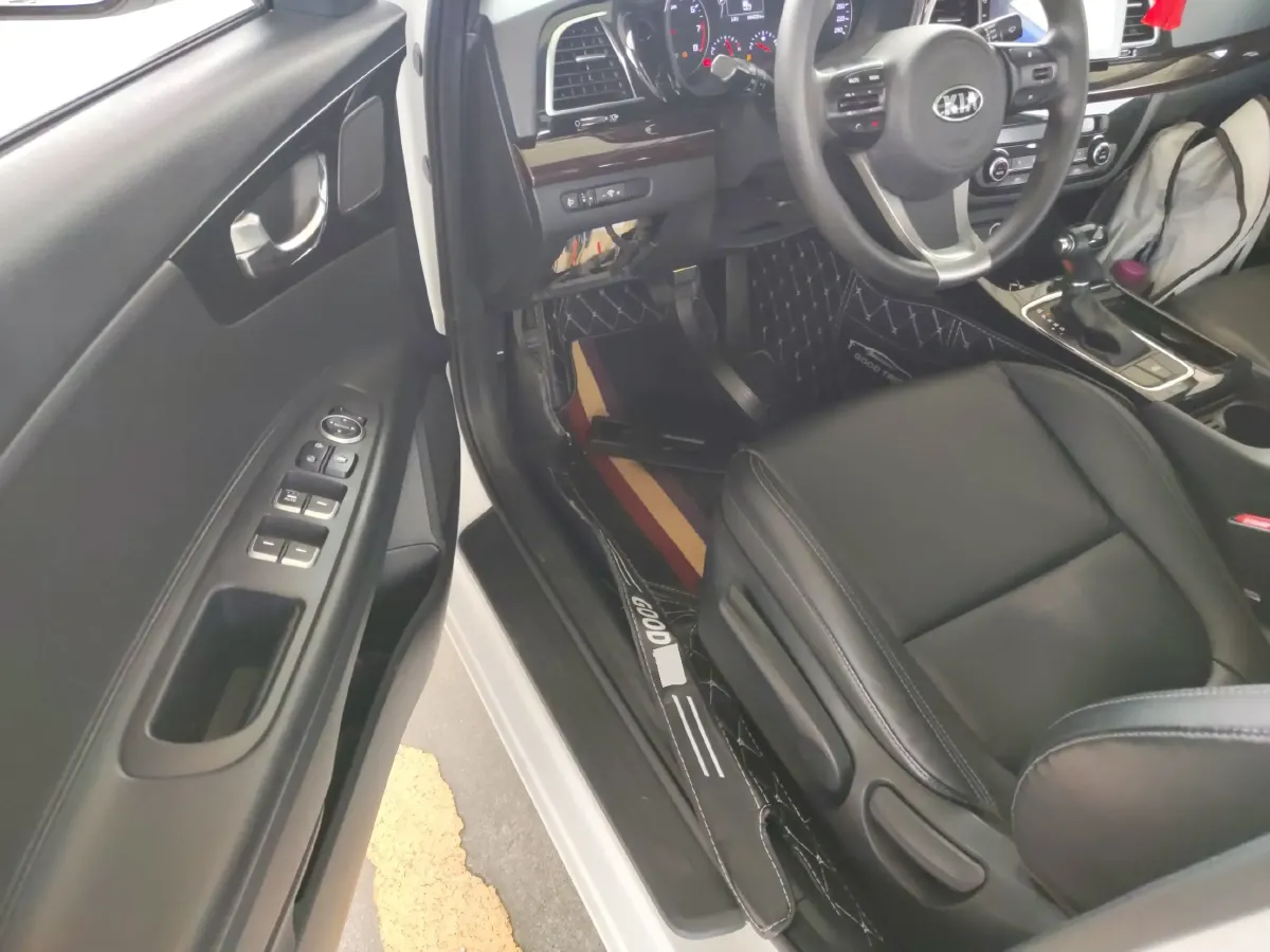 2014 Kia K4 1.8L 143HP L4 6AT,autocango,china used car exporter,china ev exporter,chinese used car exporter,chinese used ev exporter