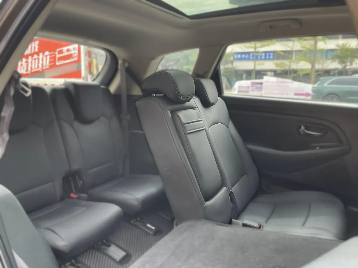 2013 Kia Carens 2.0L 152HP L4 6AT,autocango,china used car exporter,china ev exporter,chinese used car exporter,chinese used ev exporter