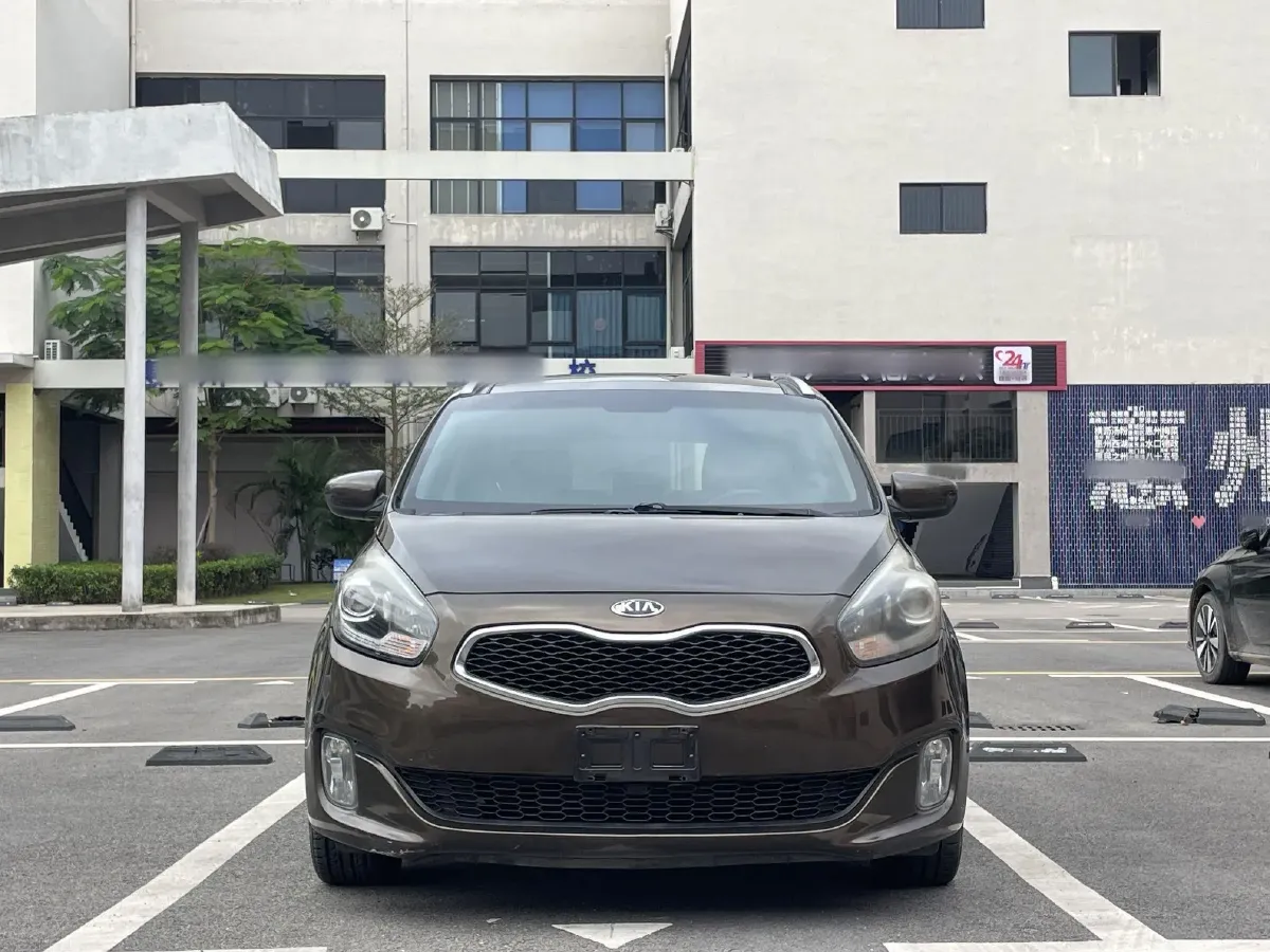 2013 Kia Carens 2.0L 152HP L4 6AT,autocango,china used car exporter,china ev exporter,chinese used car exporter,chinese used ev exporter