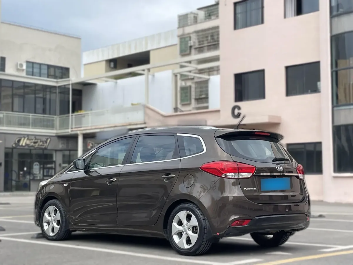 2013 Kia Carens 2.0L 152HP L4 6AT,autocango,china used car exporter,china ev exporter,chinese used car exporter,chinese used ev exporter