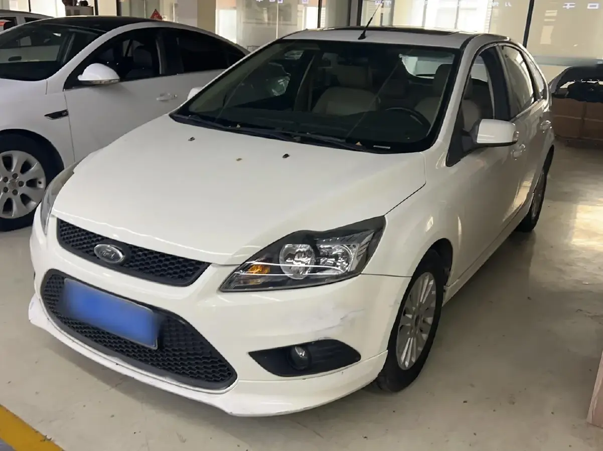 2013 Ford Focus 1.8L 124HP L4 4AT