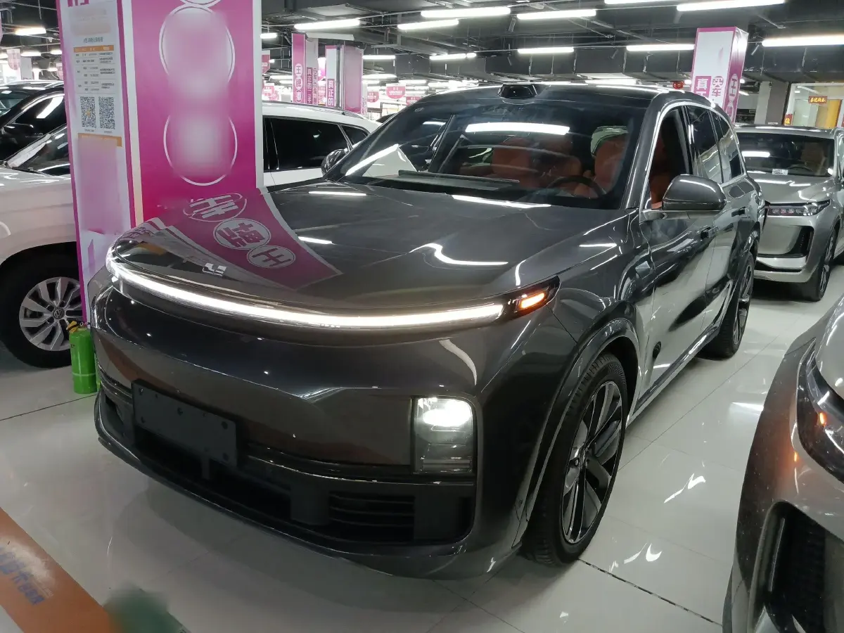 2023 Li L8 Range Extended 154HP REEV 40.9KWH