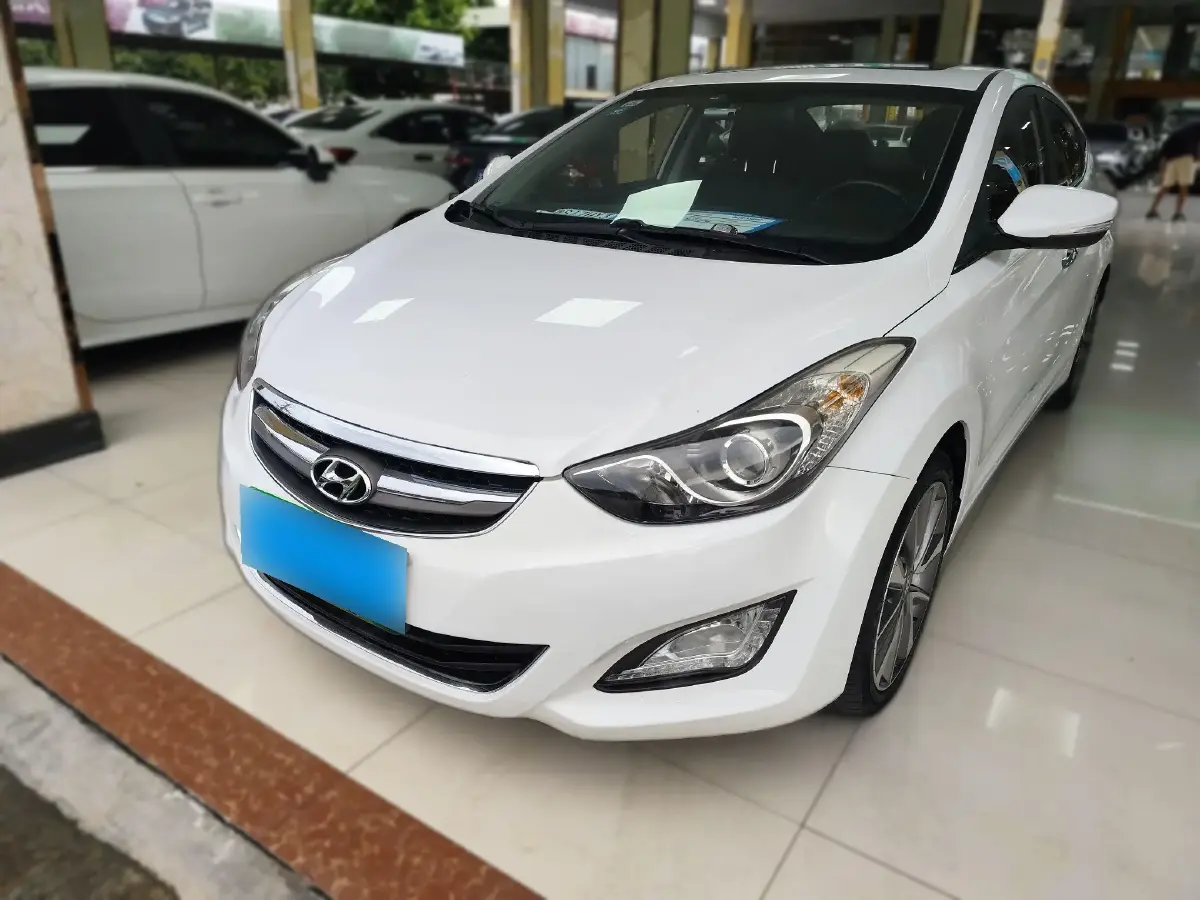 2015 Hyundai Elantra 1.6L 128HP L4 6AT