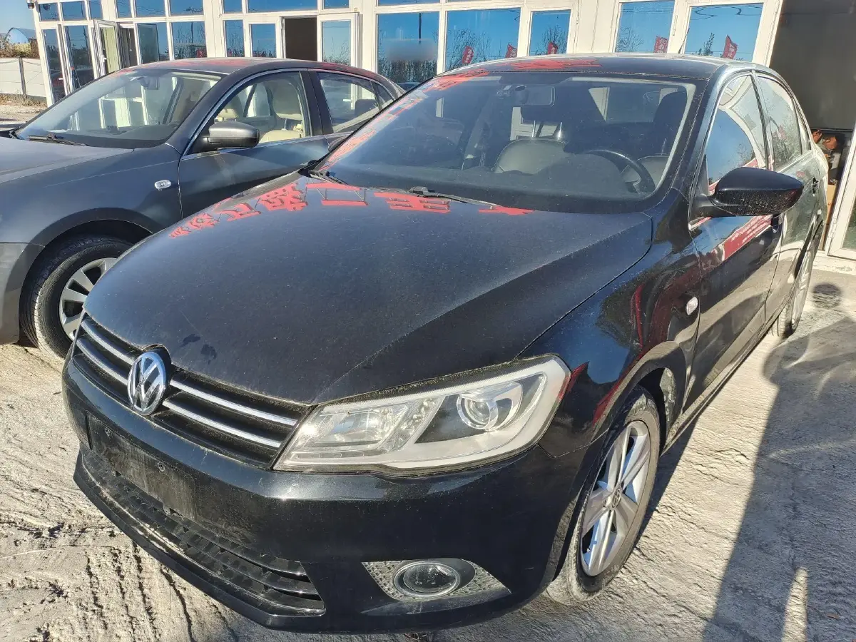 2015 Volkswagen Jetta 1.6L 110HP L4 6AT