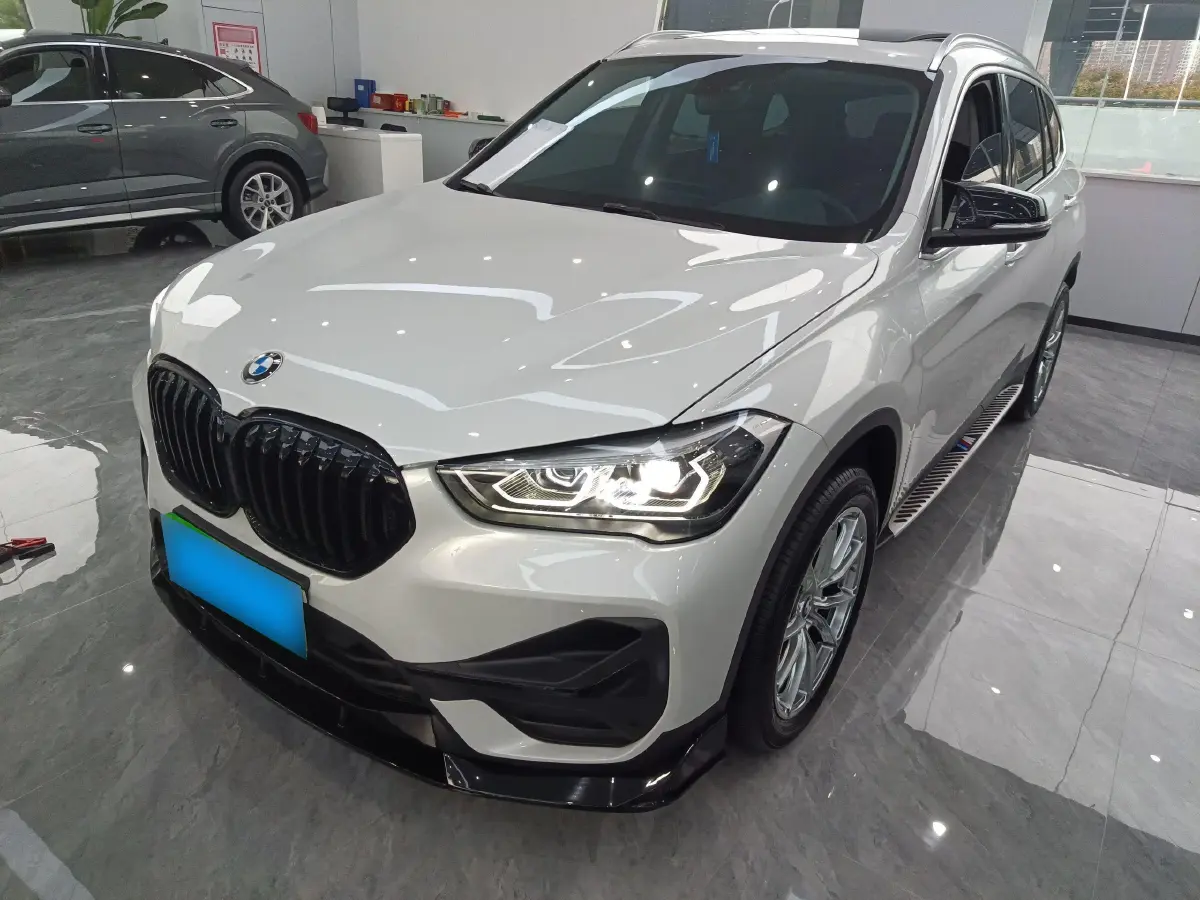 2022 BMW X1 2.0T 192HP L4 7DCT