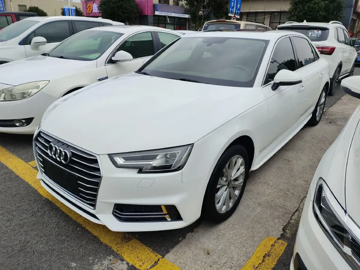 2019 Audi A4L 2.0T 190HP L4 7DCT
