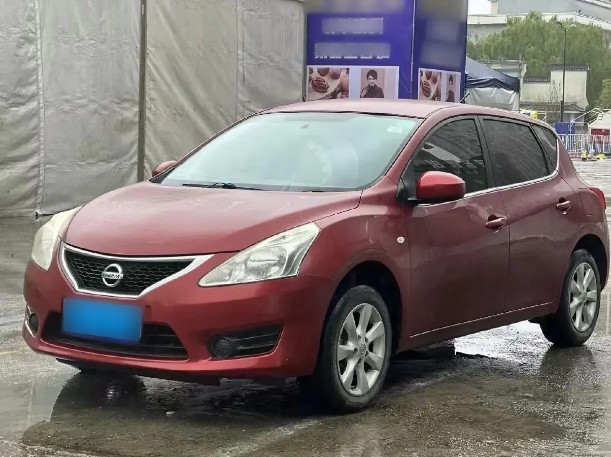2014 Nissan Tiida 1.6L 126HP L4 CVT