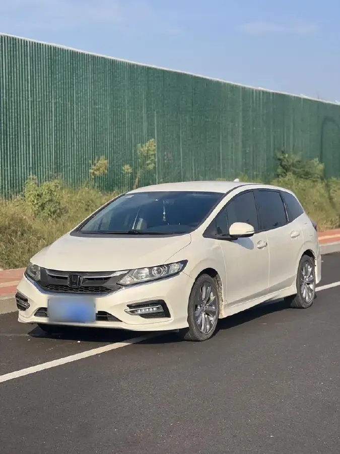 2017 Honda Jade 1.8L 141HP L4 5AT