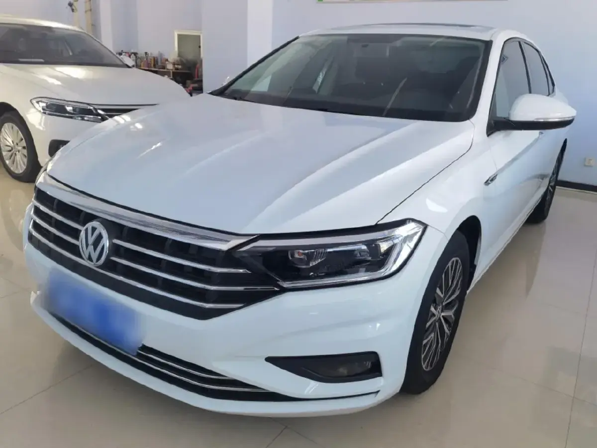 2019 Volkswagen Sagitar 1.4T 150HP L4 7DCT