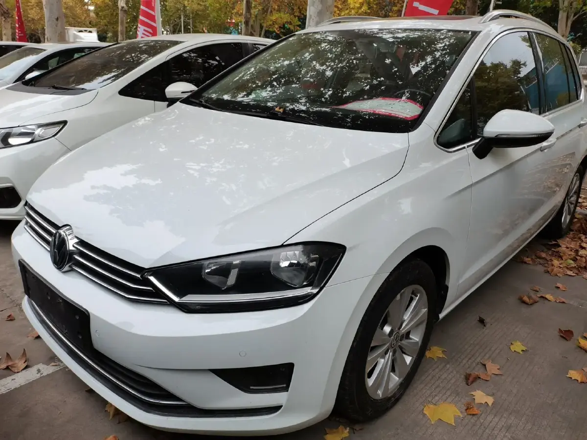 2018 Volkswagen Golf Sportsvan 1.4T 131HP L4 7DCT