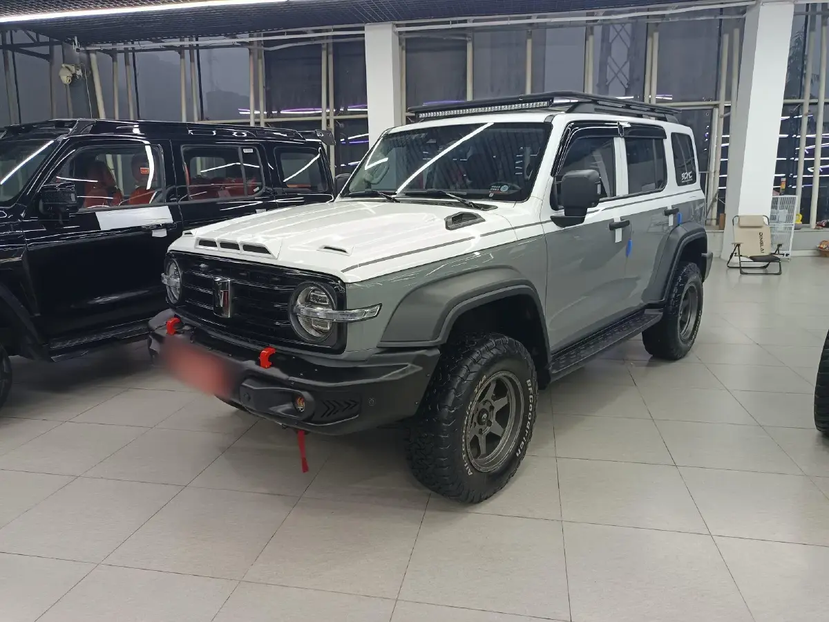 2021 Tank 300 2.0T 227HP L4 8AT