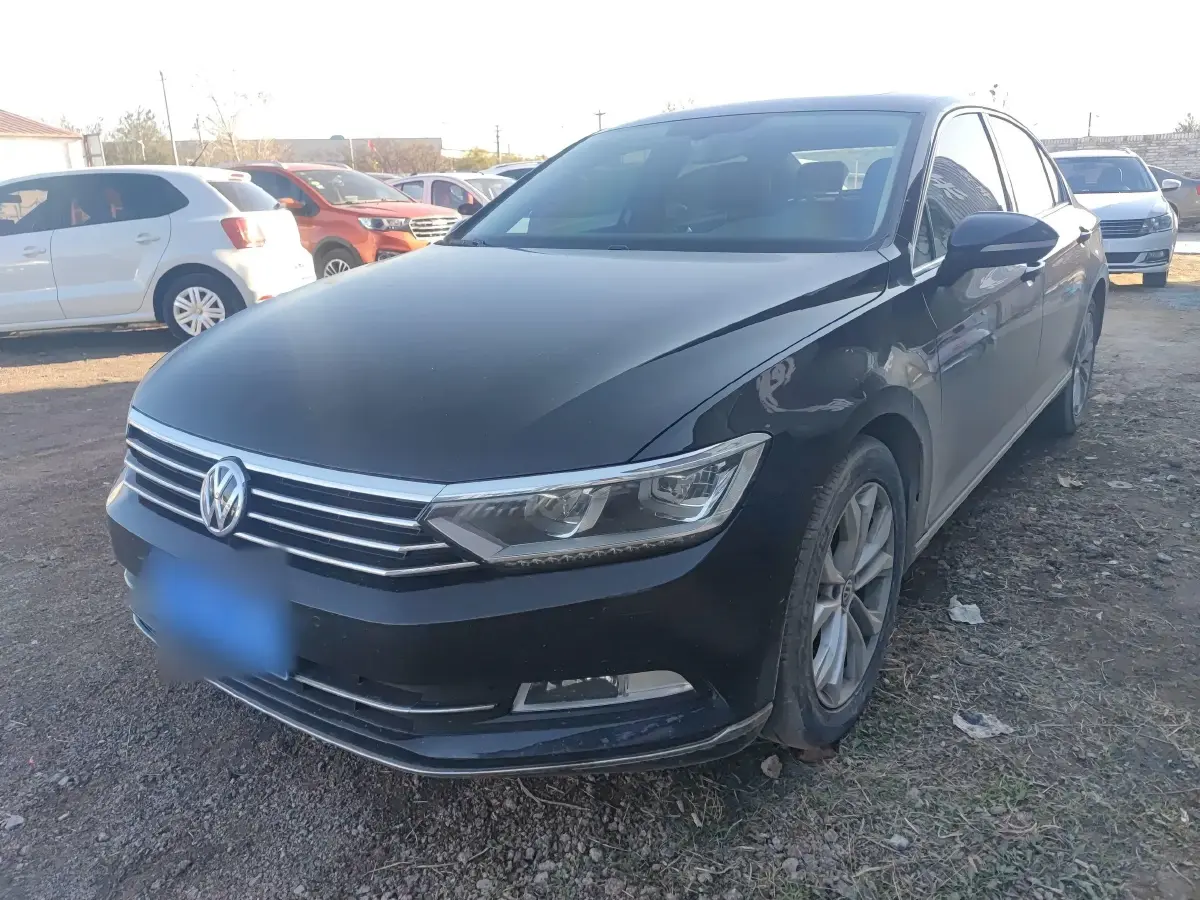 2018 Volkswagen Magotan 2.0T 220HP L4 7DCT