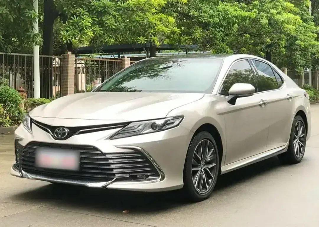 2019 Toyota Camry 2.0L 178HP L4 CVT
