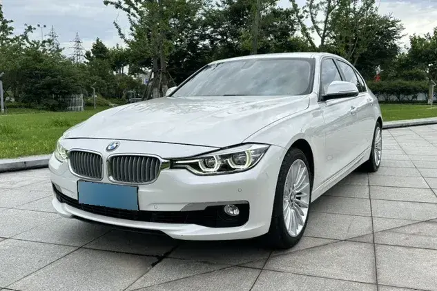 2018 BMW 3 Series 2.0T 184HP L4 8AT