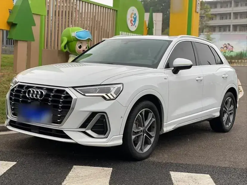 2021 Audi Q3 2.0T 186HP L4 7DCT