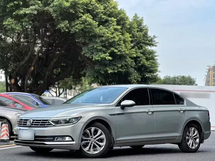 2019 Volkswagen Magotan 2.0T 186HP L4 7DCT
