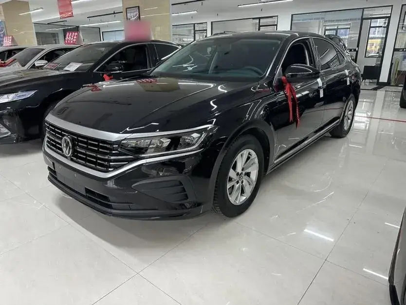 2023 Volkswagen Passat 1.4T 150HP L4 7DCT